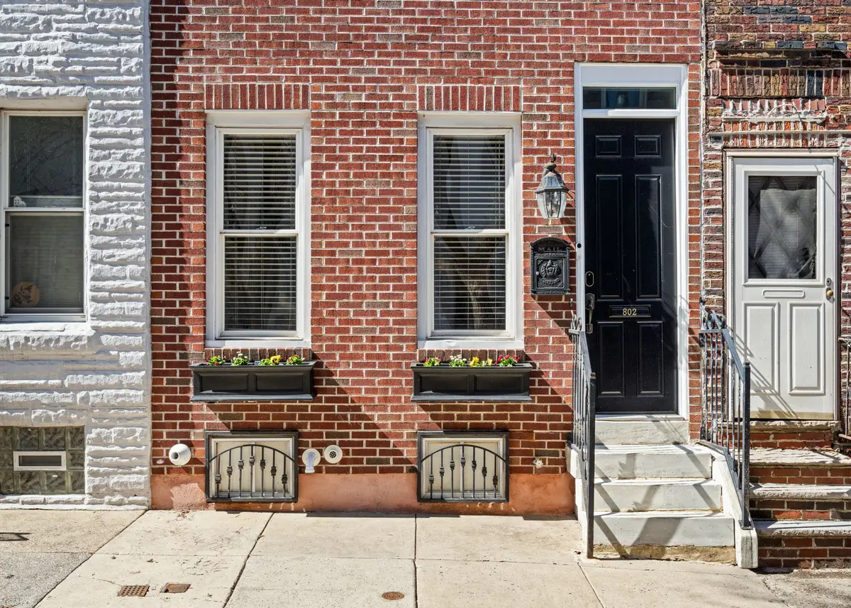 802 N Bambrey St, Philadelphia, PA 19130 - #1