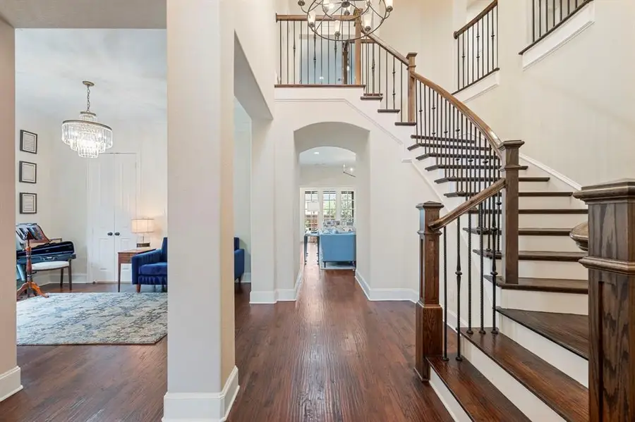 2220 Emerson Lane, Carrollton, TX 75010 - Image #2