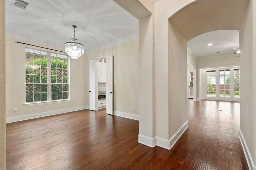 2220 Emerson Lane, Carrollton, TX 75010 - Image #3