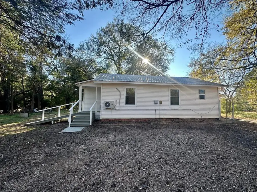 2413 Fm 2574, Palestine, TX 75803 - Image #3