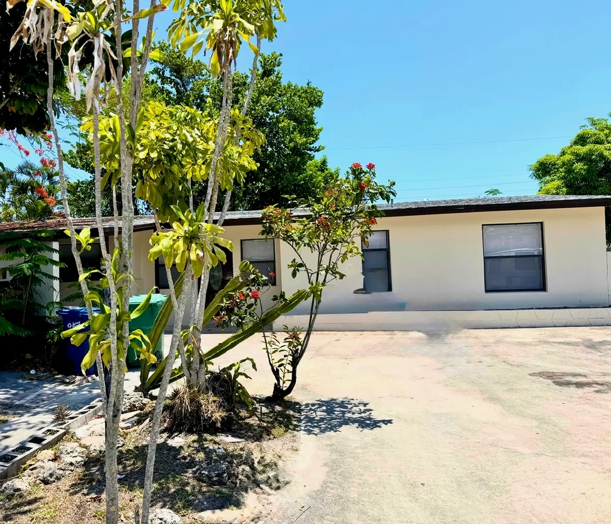 1180 NW 44th Ter, Lauderhill, FL 33313 - #1