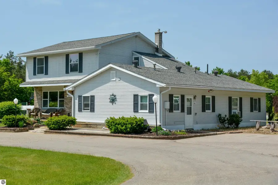9270 S M-37, Buckley, MI 49620 - #2