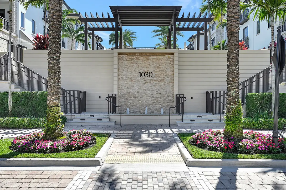 1030 3rd Ave S #307, Naples, FL 34102 - Image #1