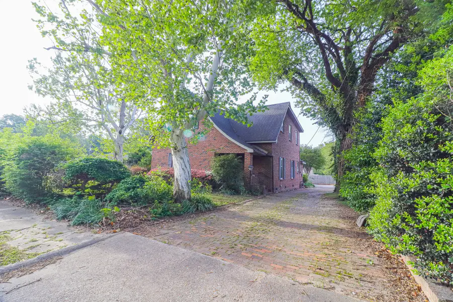 623 W Oak Avenue, Jonesboro, AR 72401 - #3