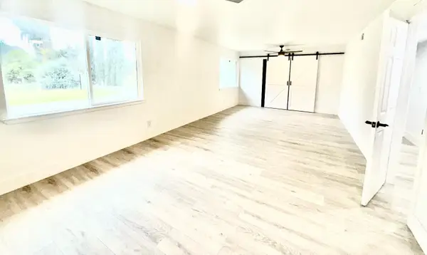 10326 10326 N Fowler Avenue N, Clovis, CA 93619