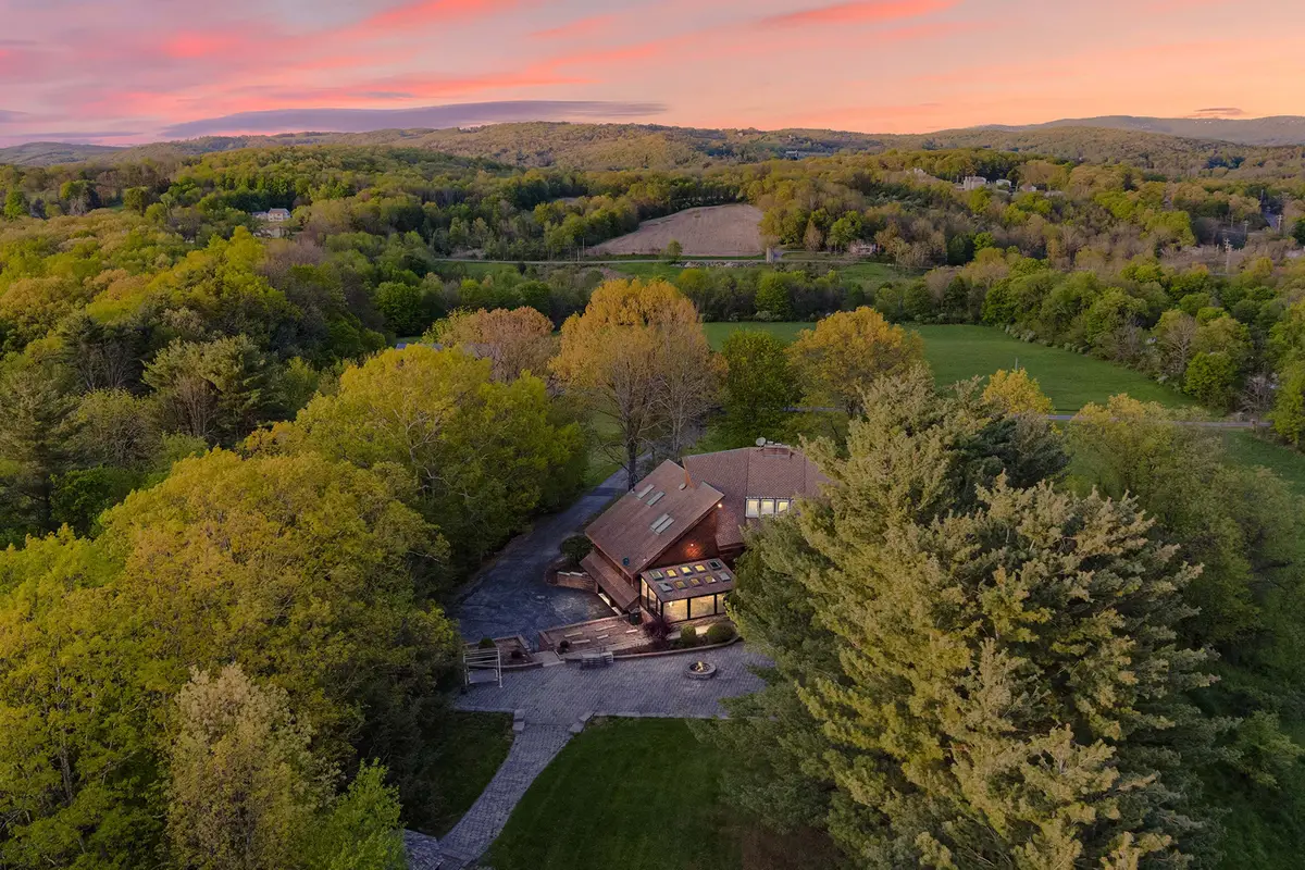 40 Fernwood Rd, Wantage, NJ 07461 - #1