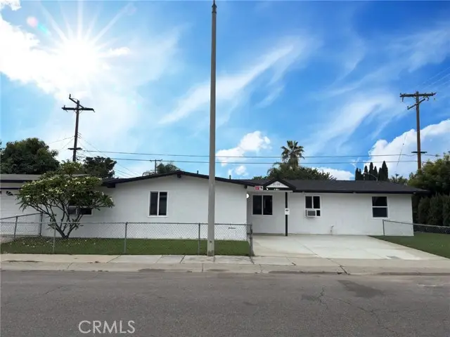 2100 W Dogwood, Anaheim, CA 92801 - Image #1