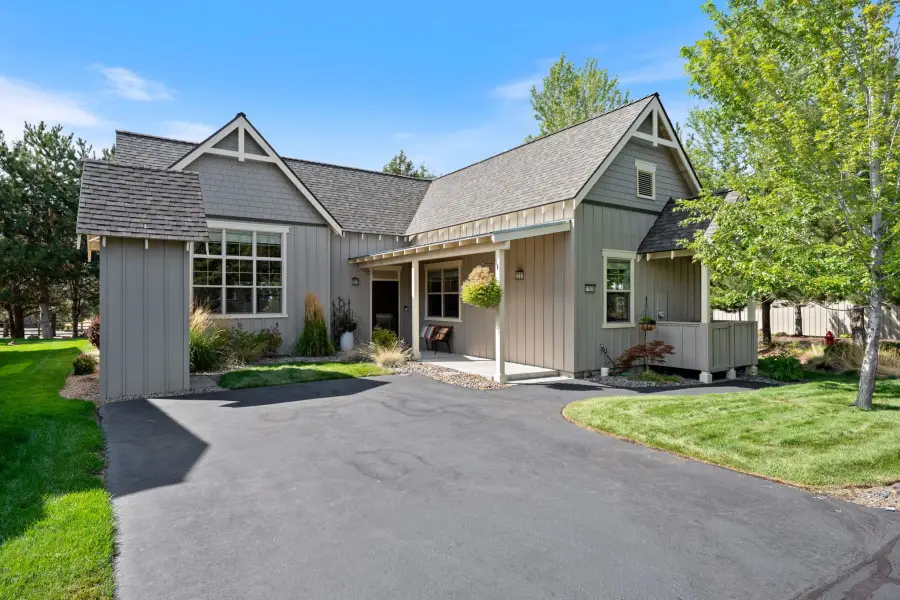 11030 Desert Sky, Redmond, OR 97756 - Image #2