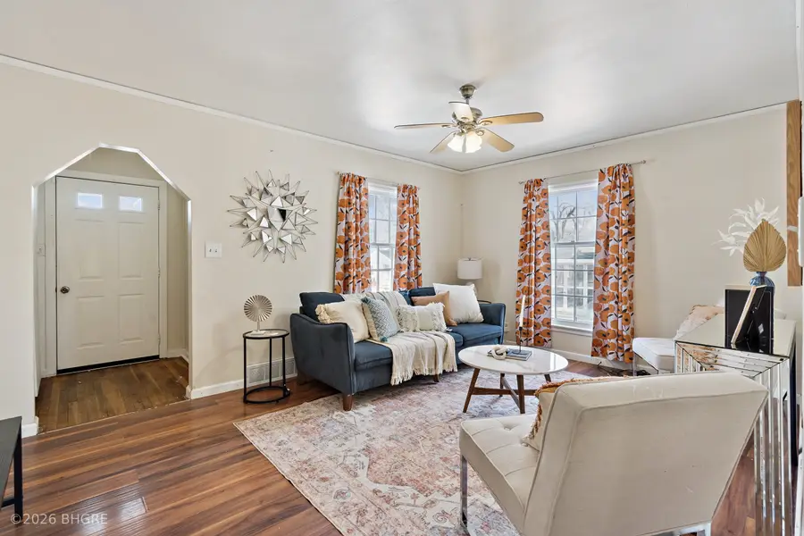 2800 Adams Avenue, Des Moines, IA 50310 - #2