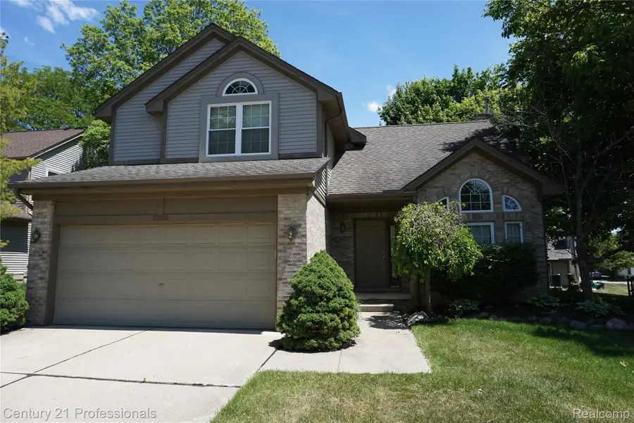 23244 Potomac Circle, Farmington, MI 48335 - #2
