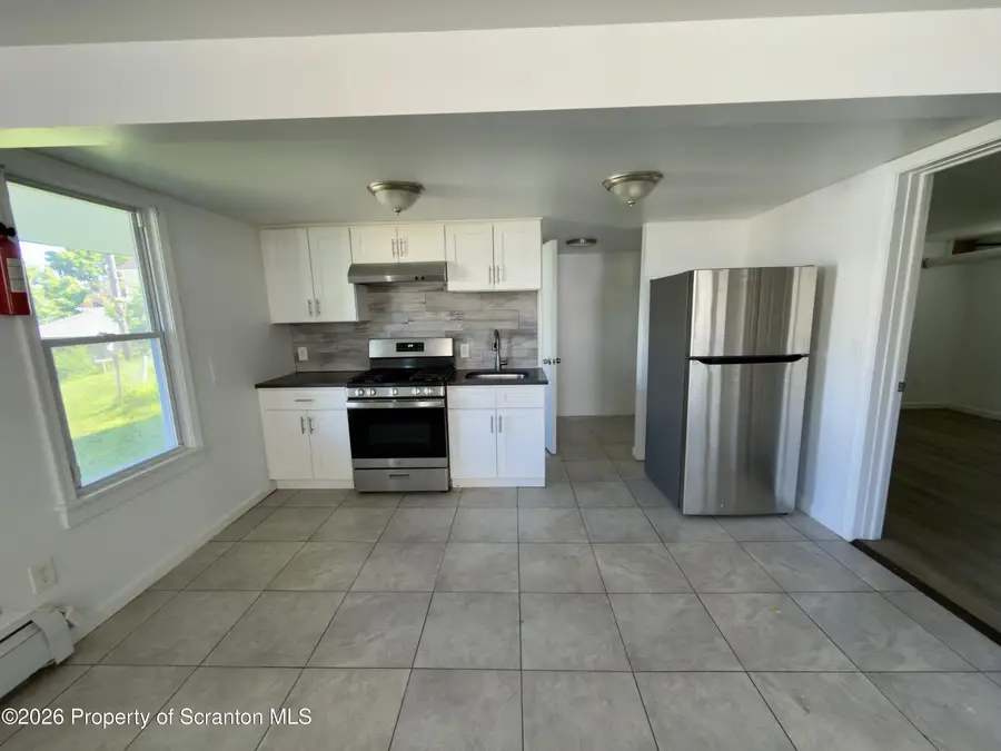 189 Nottingham Street unit: 3, Plymouth, PA 18651 - #2