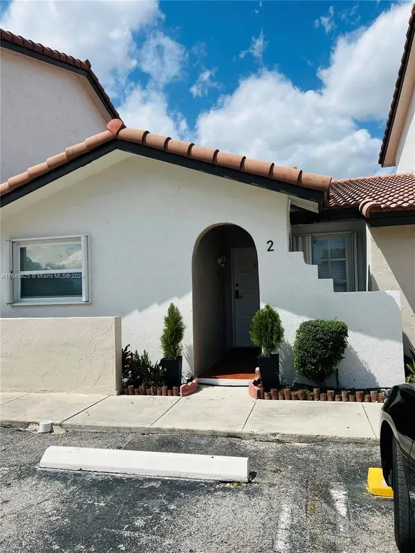 13569 SW 62nd St #94, Miami, FL 33183