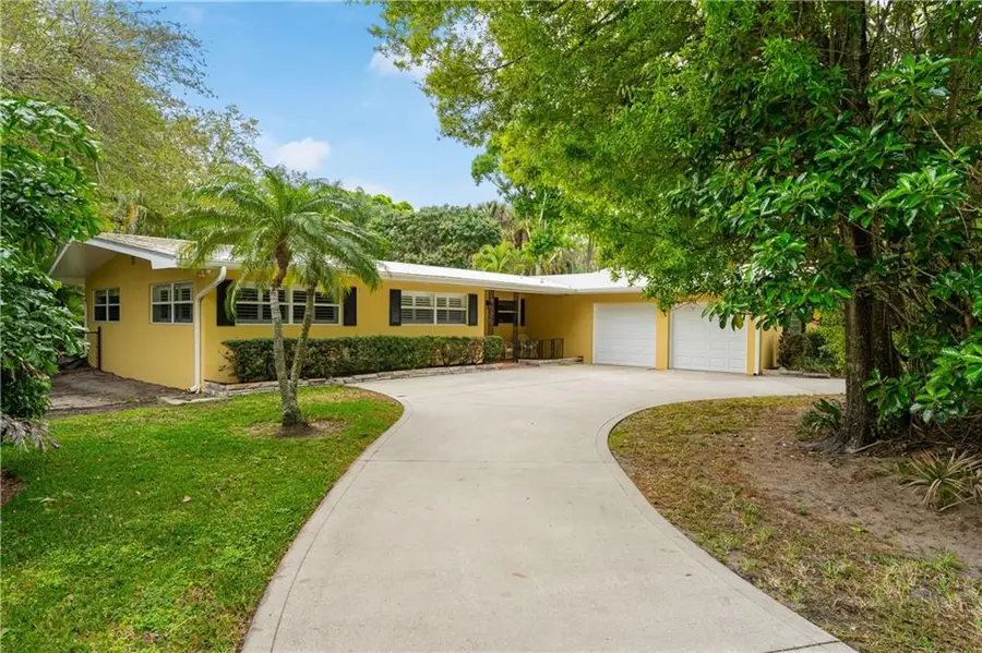 645 Royal Palm Place, Vero Beach, FL 32960 - Image #2