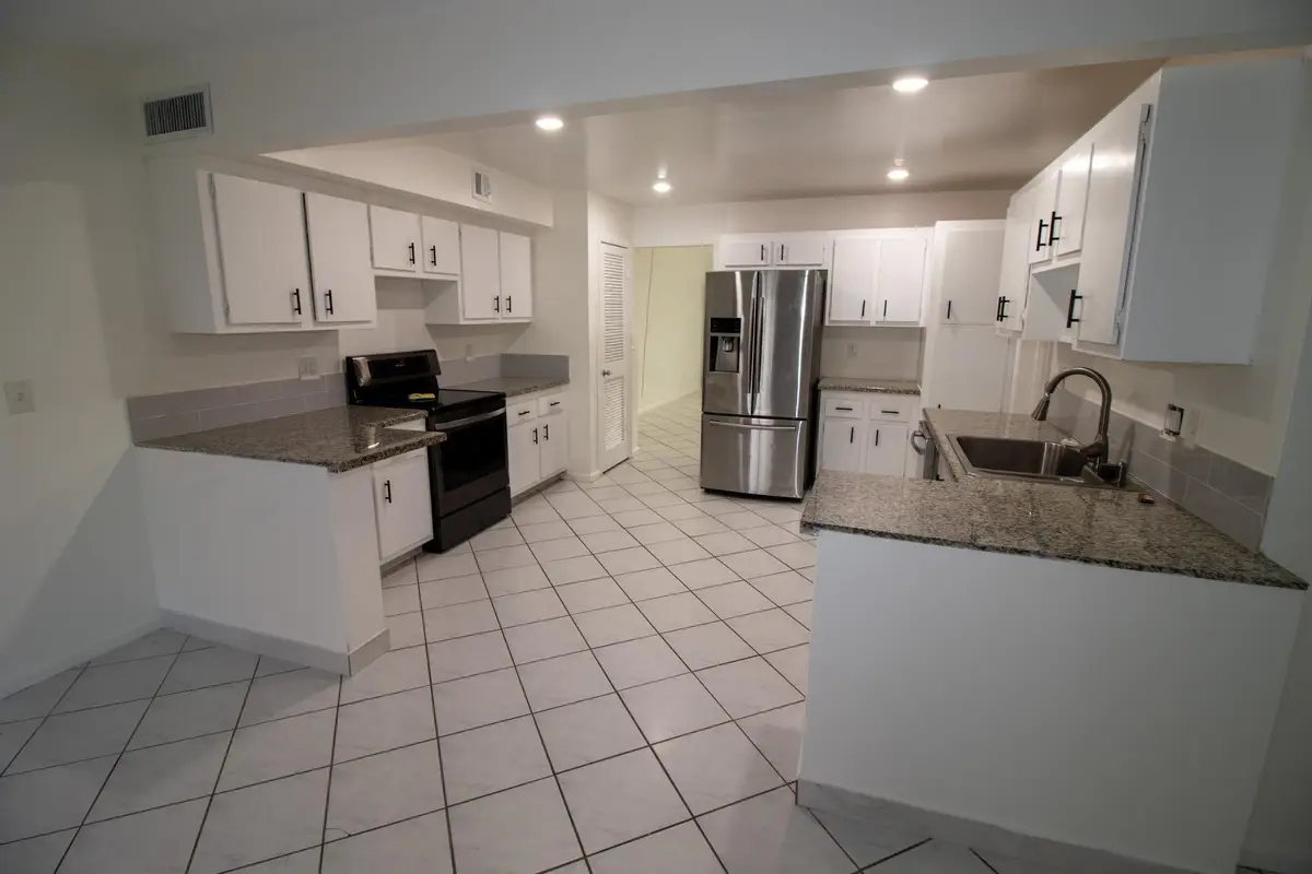 3115 Coral Hills Dr #D2, Coral Springs, FL 33065 - Image #1