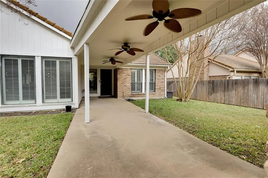 54 Legend Road, Benbrook, TX 76132 - Image #3