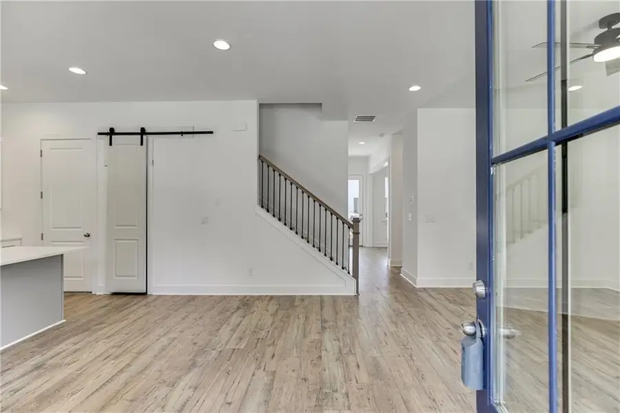 5611 Pine Street, Flowery Branch, GA 30542 - #2