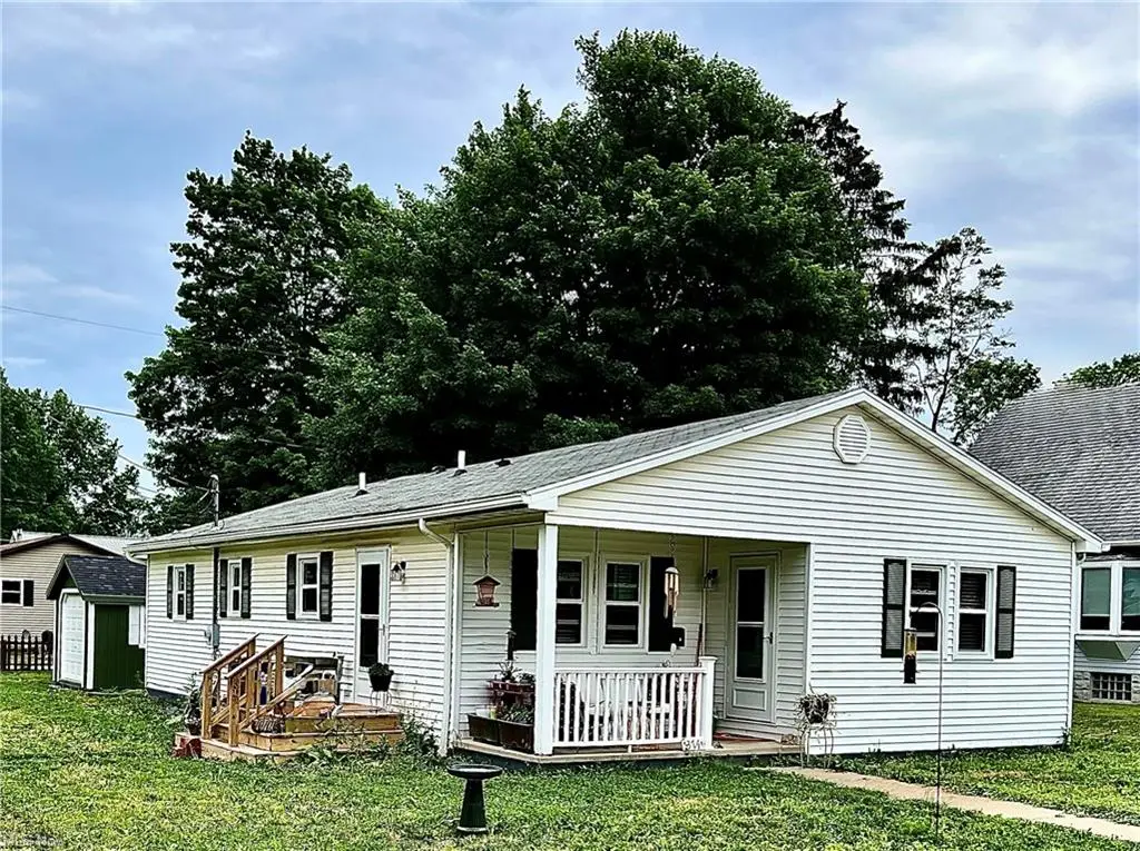 374 Pearl Street, Leetonia, OH 44431 - #1