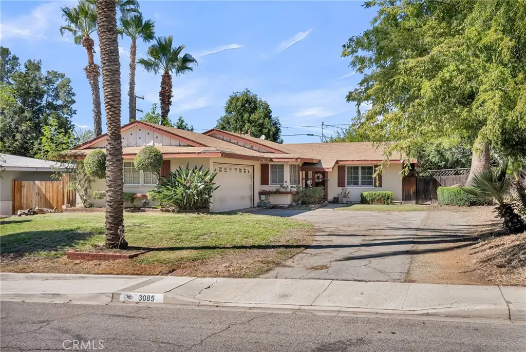3085 Flanders Rd, Riverside, CA 92507 - Image #1