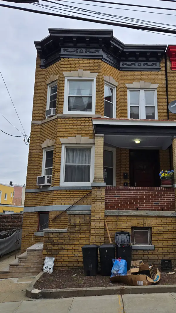 38 51st St, West New York, NJ 07047