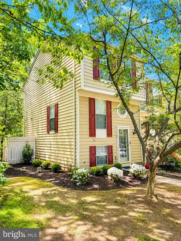 1598 Woodcrest Drive, Reston, VA 20194