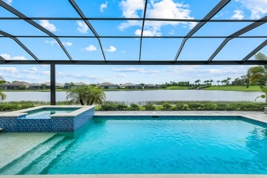 14386 Laguna Springs Lane, Naples, FL 34114 - Image #2