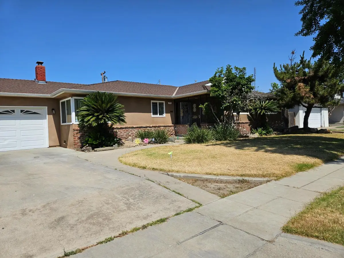 5495 N Callisch Avenue, Fresno, CA 93710 - Image #1