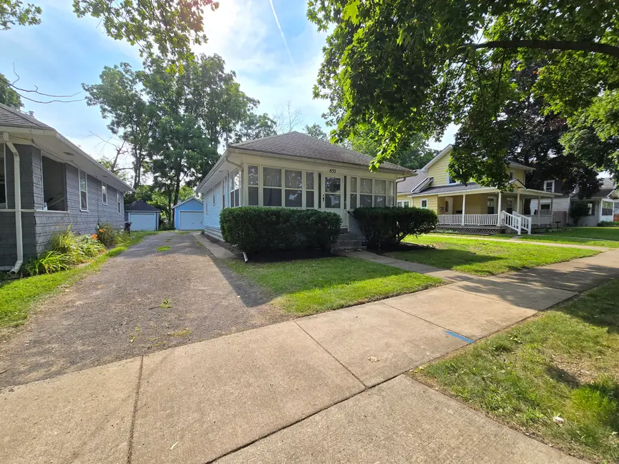 833 Backus Street, Jackson, MI 49202 - #2