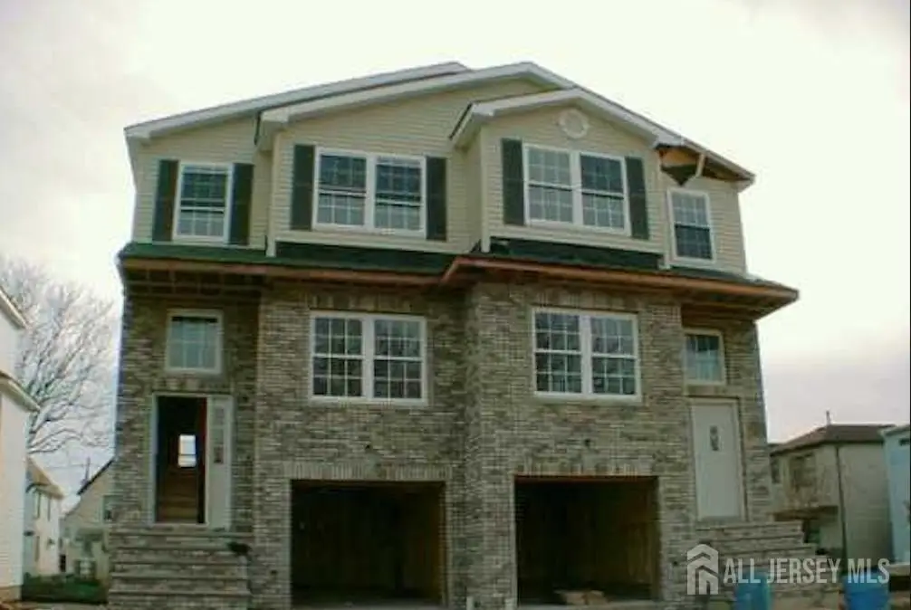 47 Sharot Street unit: 2, Carteret, NJ 07008 - #1
