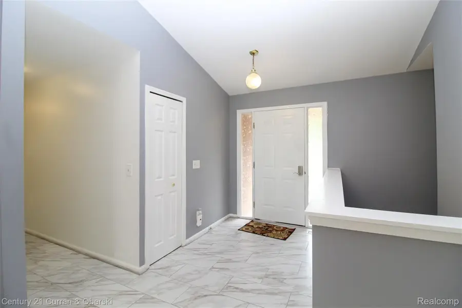 14777 Cavell Street, Livonia, MI 48154 - #3