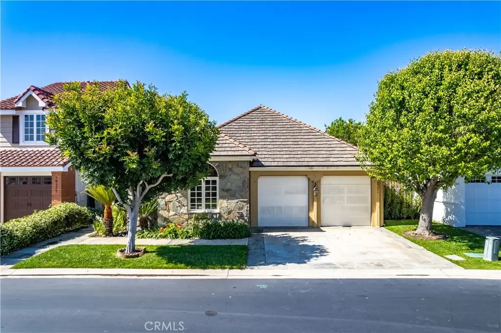 19371 Woodlands, Huntington Beach, CA 92648 - Image #1