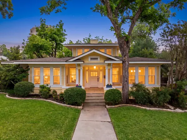 146 Davis Ct, San Antonio, TX 78209