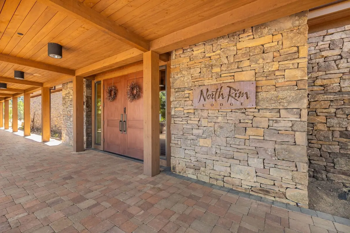 1470 NW Puccoon, Bend, OR 97703 - Image #1