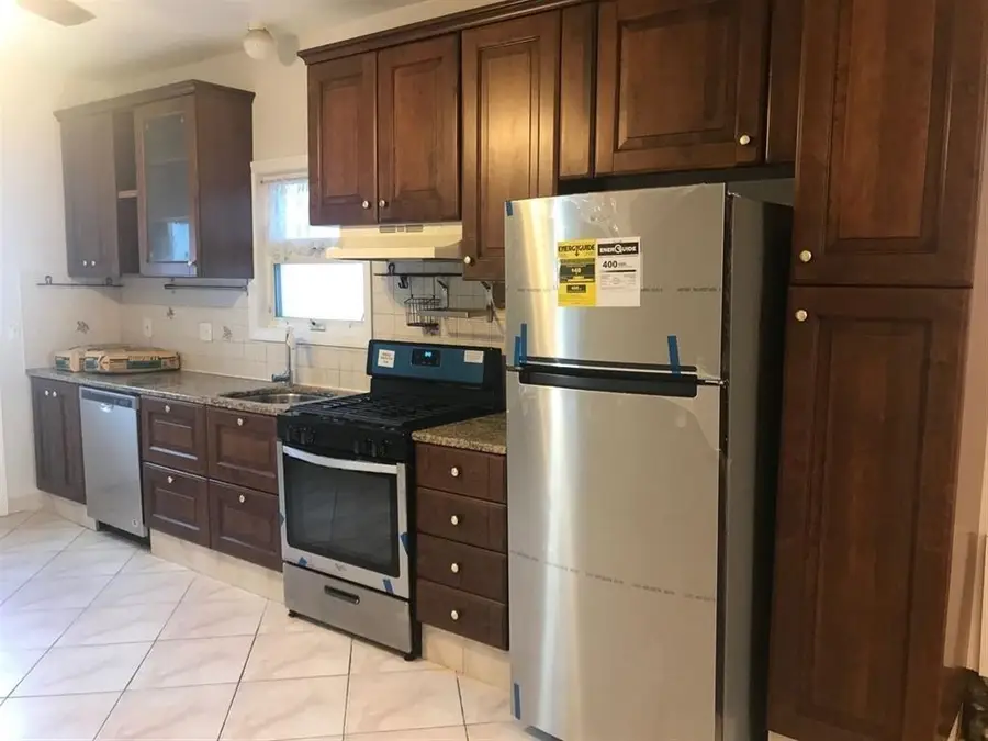 11 West 14th St , 2, Bayonne, NJ 07002 - #2