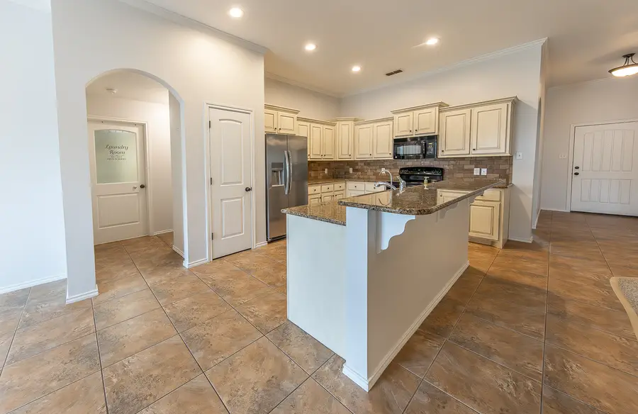 10602 Utica Avenue, Lubbock, TX 79424 - #3