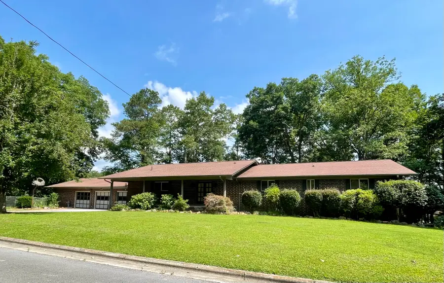 906 Scenic Dr, Cullman, AL 35055 - #2