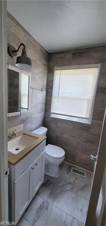 829 Tifton Street, Norfolk, VA 23513 - #3