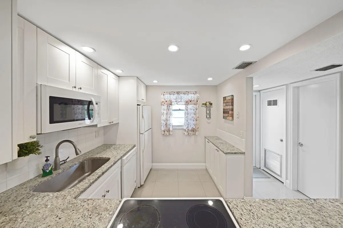 100 Berkley Road unit: 109, Hollywood, FL 33024 - #1