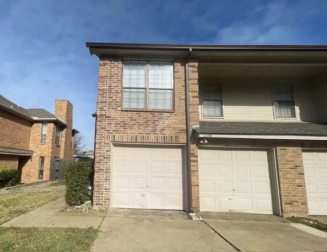 1226 W Hudgins Street, Grapevine, TX 76051 - #1