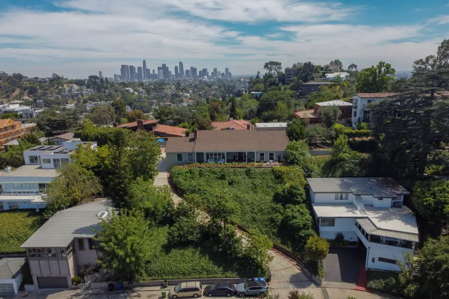2059 Kenilworth Avenue, Los Angeles, CA 90039 - #2