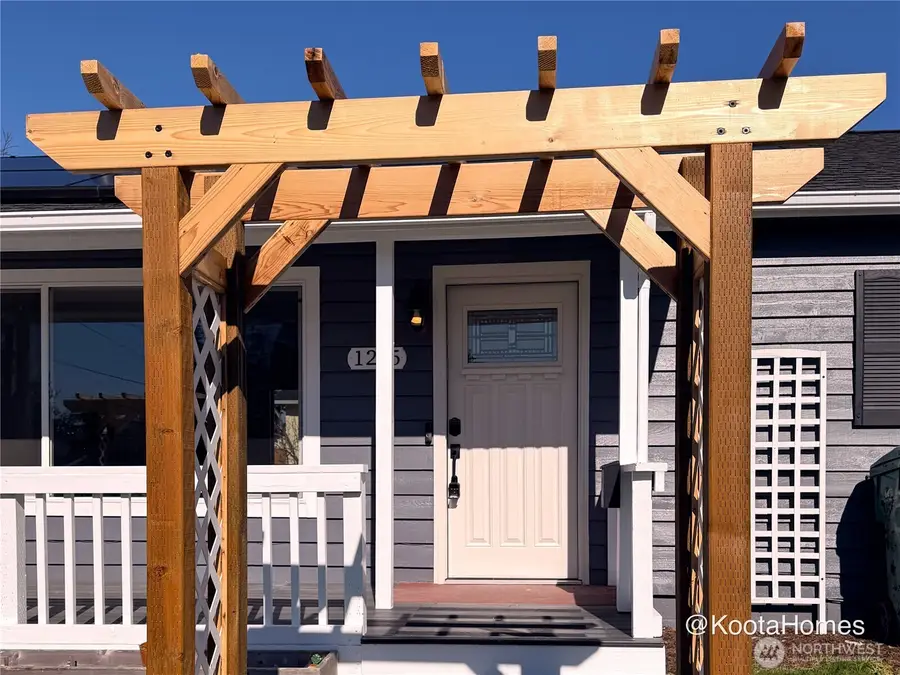 1215 Skagit Street , B, Mount Vernon, WA 98273 - #2