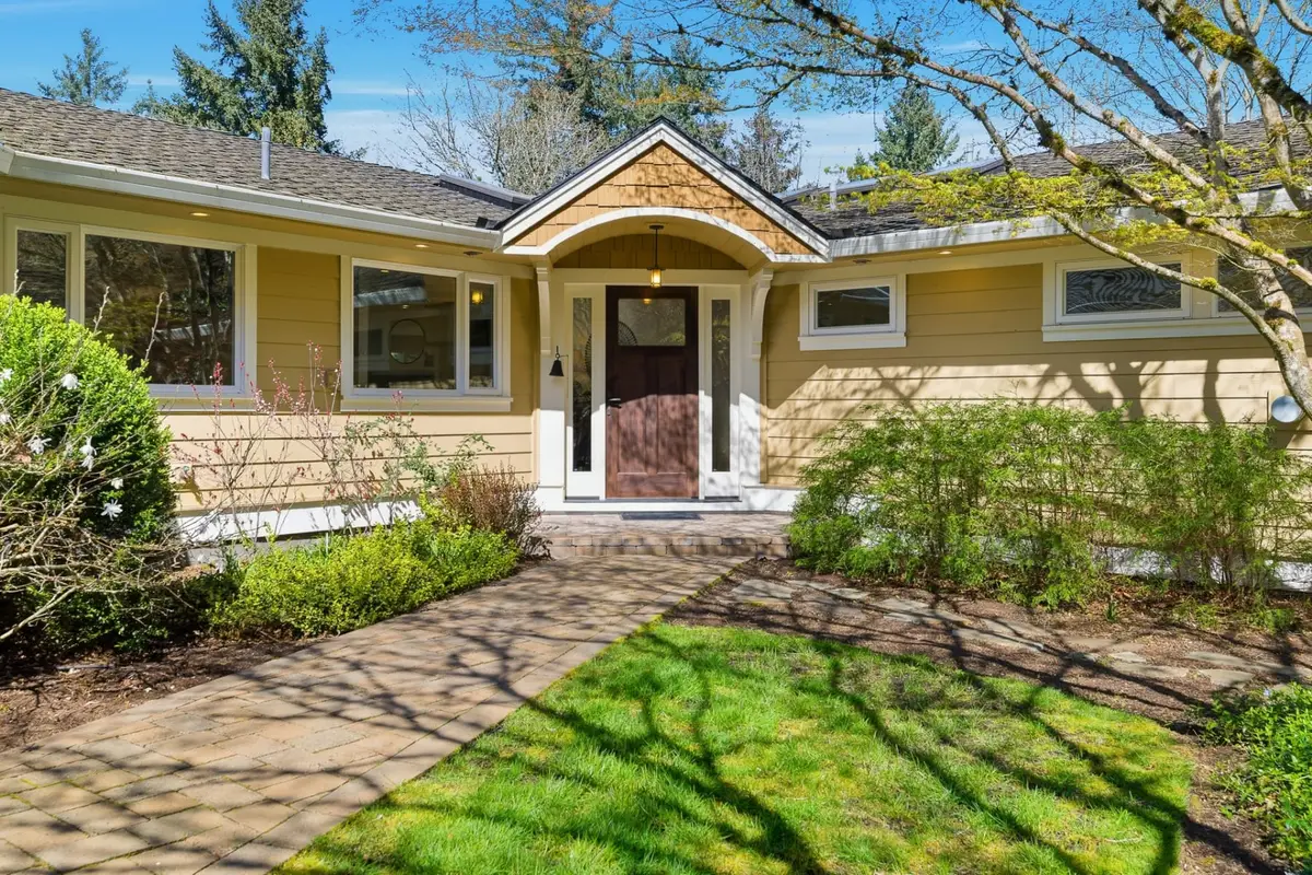 2747 Glen Haven Rd, Lake Oswego, OR 97034 - #1