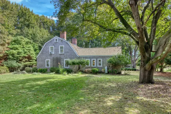 240 August Lane, Greenport, NY 11944