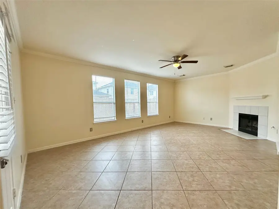 16322 Sitella Court, Sugar Land, TX 77498 - #3