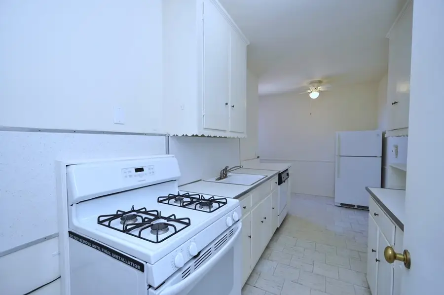 501 Riverdale Avenue #6L, Yonkers, NY 10705 - Image #3