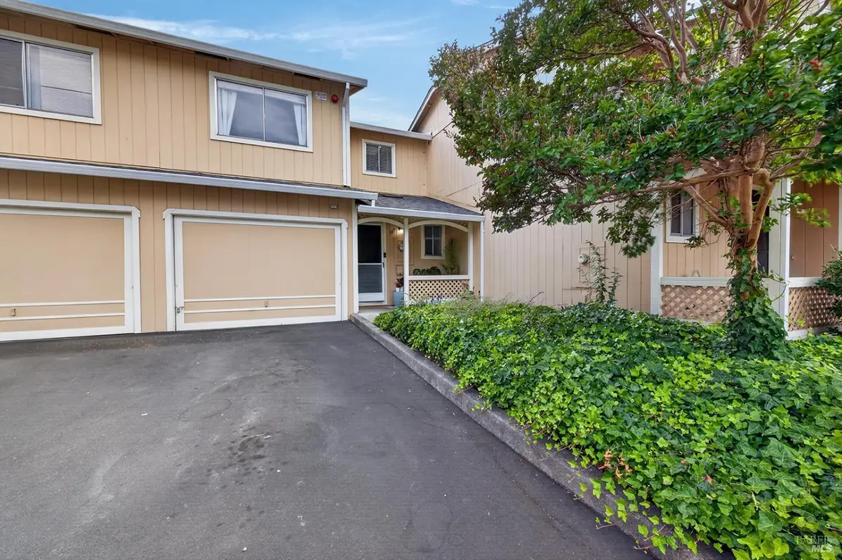 107 Acorn Drive, Petaluma, CA 94952 - #1