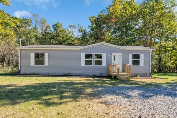96 Mallory Ln, Altamont, TN 37301