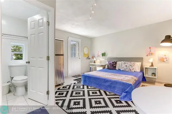 427 S 24th Ave #Unit 2, Hollywood, FL 33020