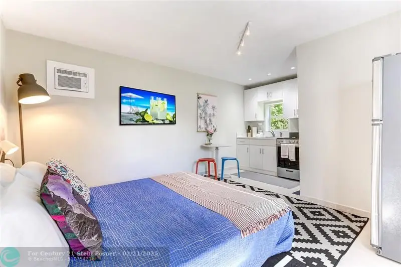 427 S 24th Ave #Unit 2, Hollywood, FL 33020 - #3