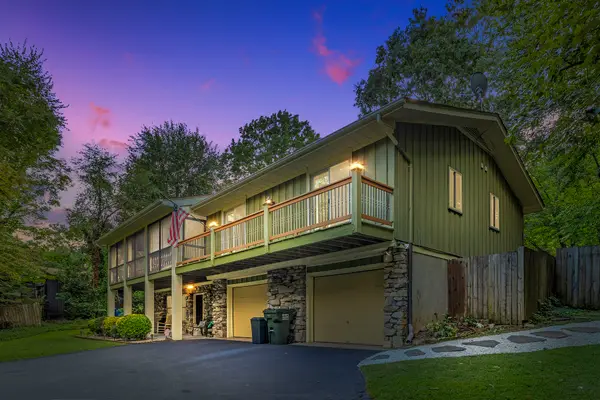 3017 Chestnut Tree Road, Hendersonville, NC 28792