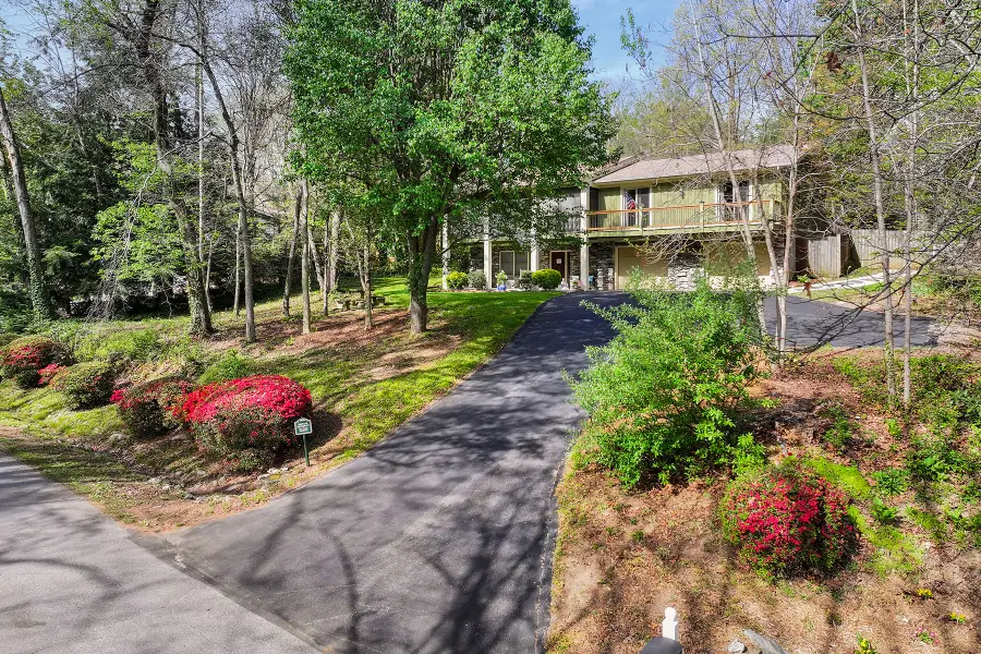 3017 Chestnut Tree Road, Hendersonville, NC 28792 - #3